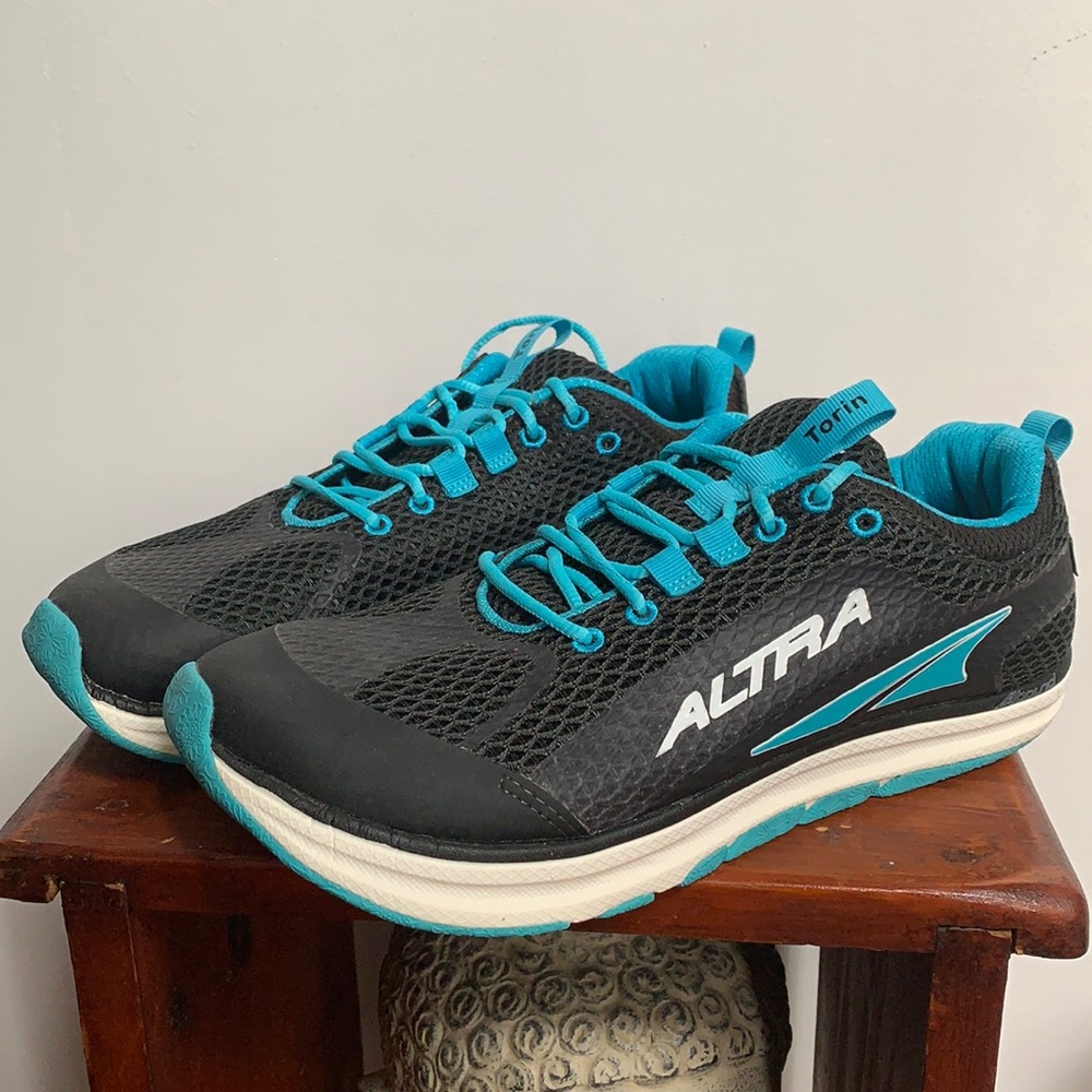 Altra Torin - original model new w/o tags